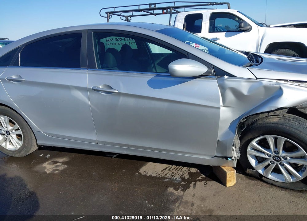 2013 HYUNDAI SONATA VIN: 5NPEB4AC1DH768885