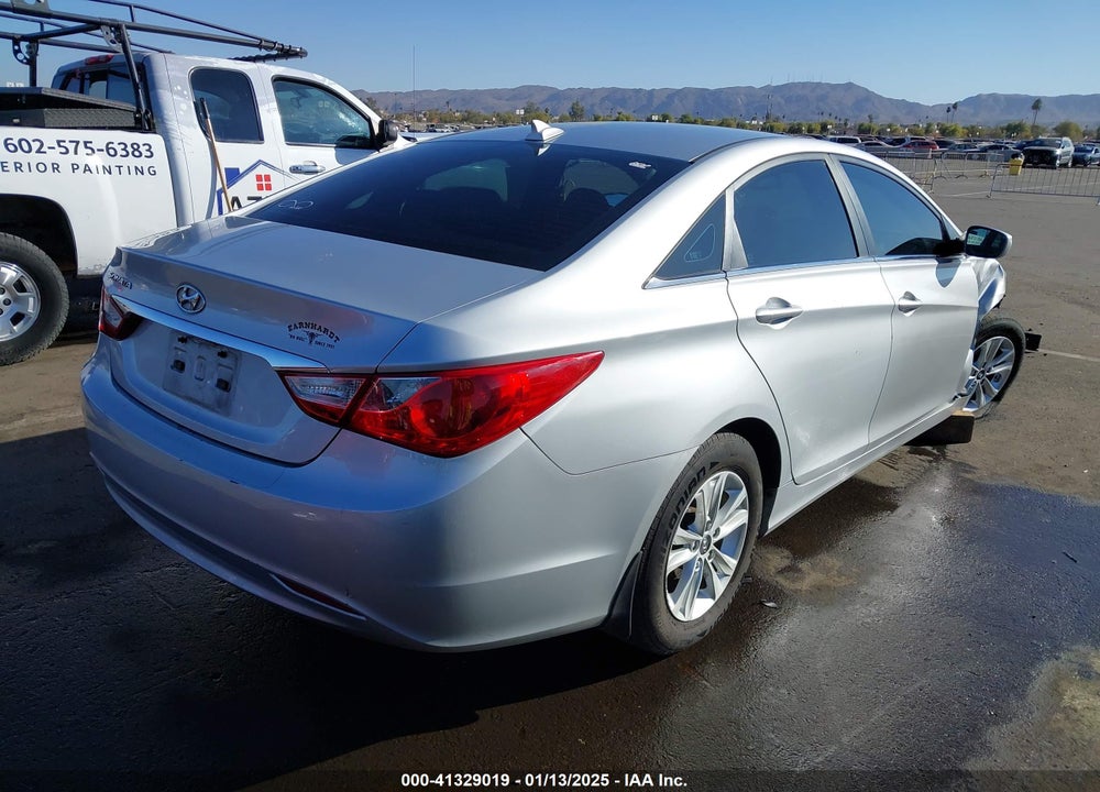 2013 HYUNDAI SONATA VIN: 5NPEB4AC1DH768885