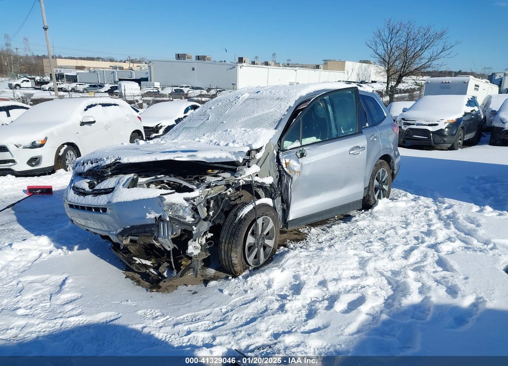 2018 SUBARU FORESTER VIN: JF2SJAGC4JH473206