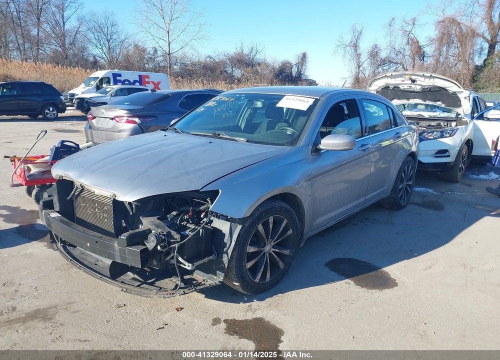 2013 CHRYSLER 200 VIN: 1C3CCBBB8DN636600