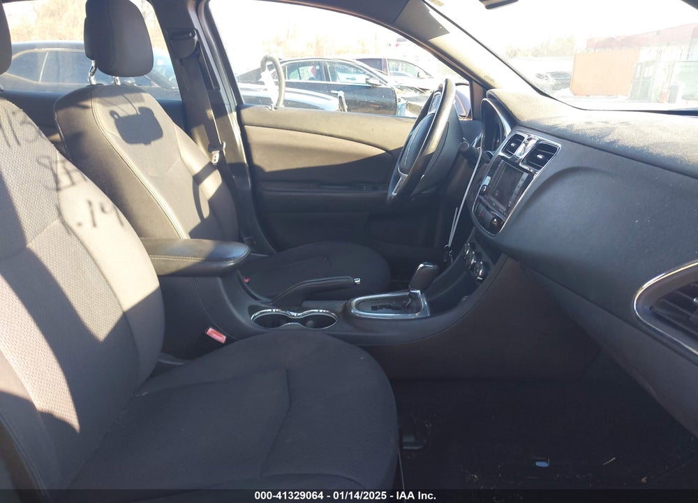 2013 CHRYSLER 200 VIN: 1C3CCBBB8DN636600