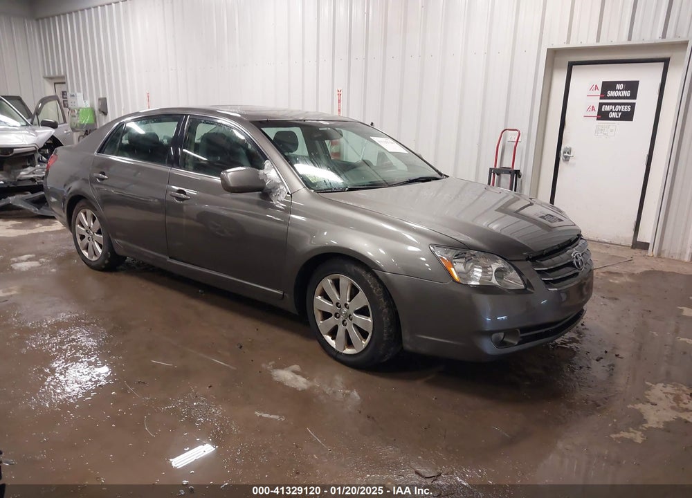 2005 TOYOTA AVALON XLS VIN: 4T1BK36B05U045321