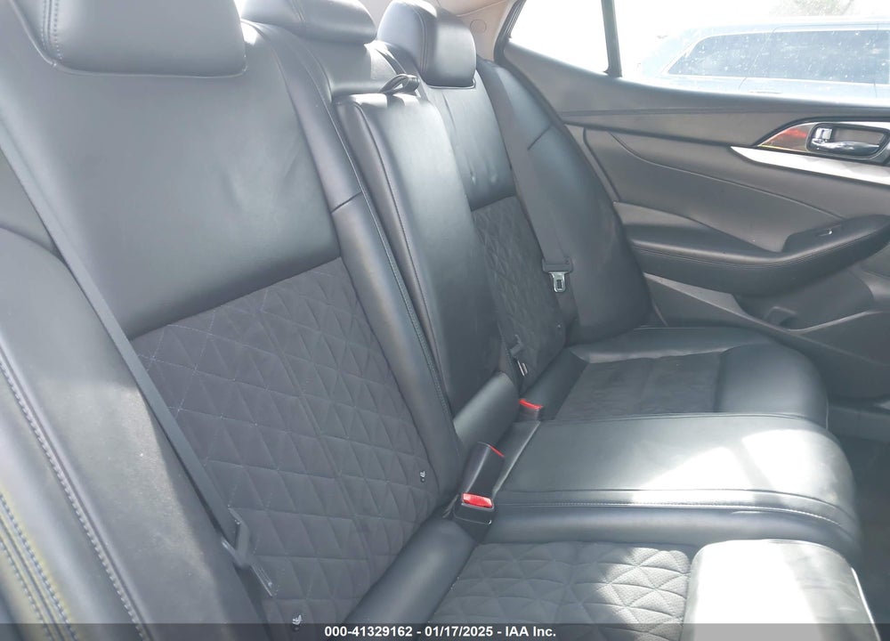 2017 NISSAN MAXIMA VIN: 1N4AA6AP8HC416877
