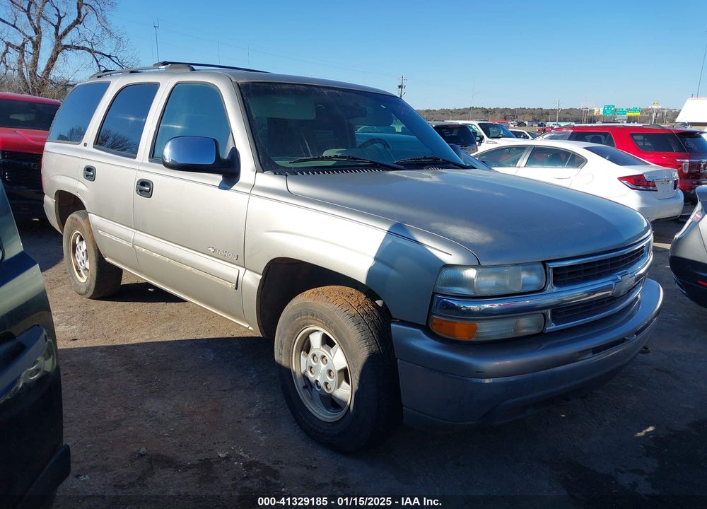 2000 CHEVROLET TAHOE ALL NEW LS VIN: 1GNEC13T5YJ162907