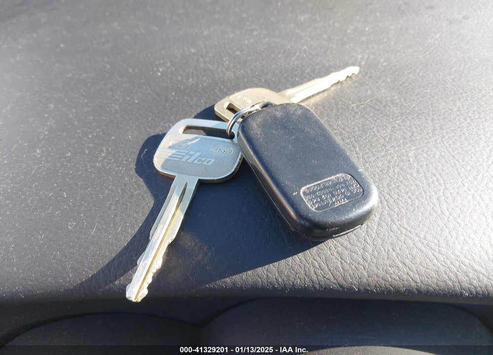 2003 PONTIAC VIBE VIN: 5Y2SM64863Z405540
