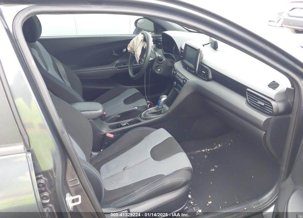 2019 HYUNDAI VELOSTER VIN: KMHTG6AF0KU006614