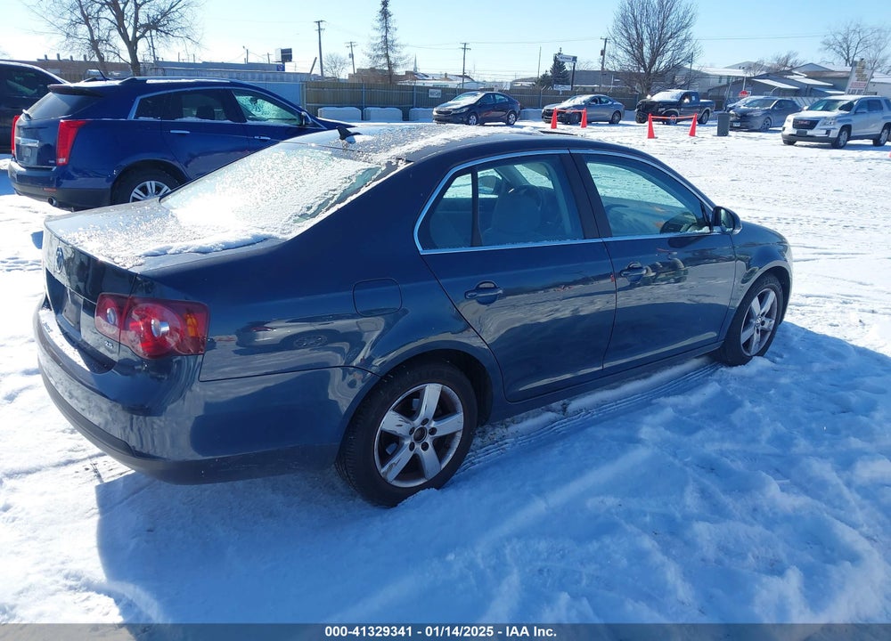 2008 VOLKSWAGEN JETTA VIN: 3VWRM71K88M178460