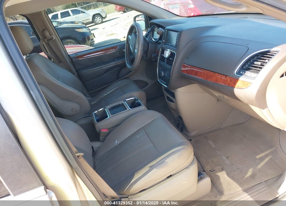 2013 CHRYSLER TOWN & COUNTRY TOURING VIN: 2C4RC1BG2DR734326