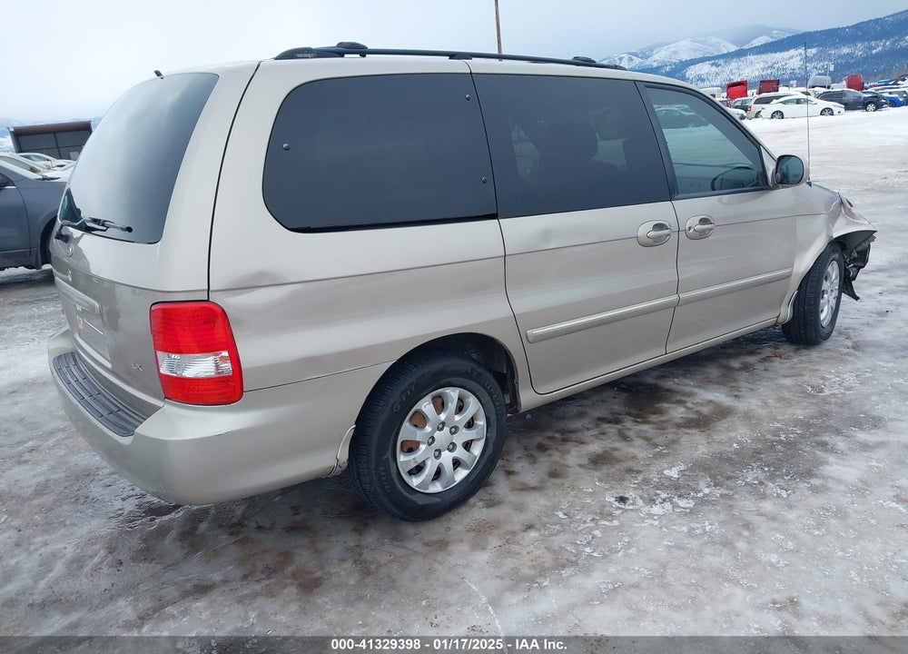 2005 KIA SEDONA EX/LX VIN: KNDUP131556626946
