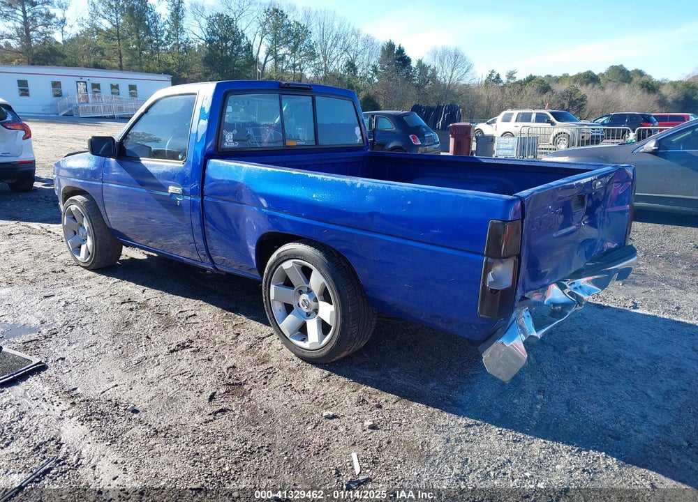 1997 NISSAN 4X2 TRUCK XE VIN: 1N6SD11S9VC318723