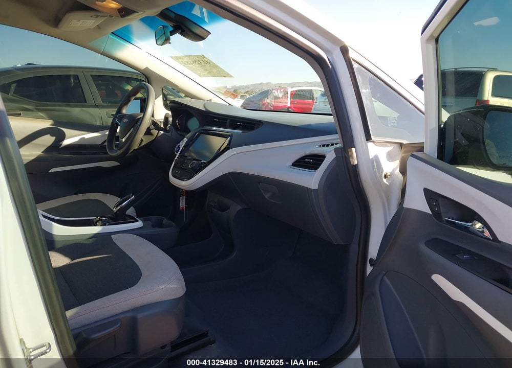 2018 CHEVROLET BOLT EV VIN: 1G1FW6S03J4110391
