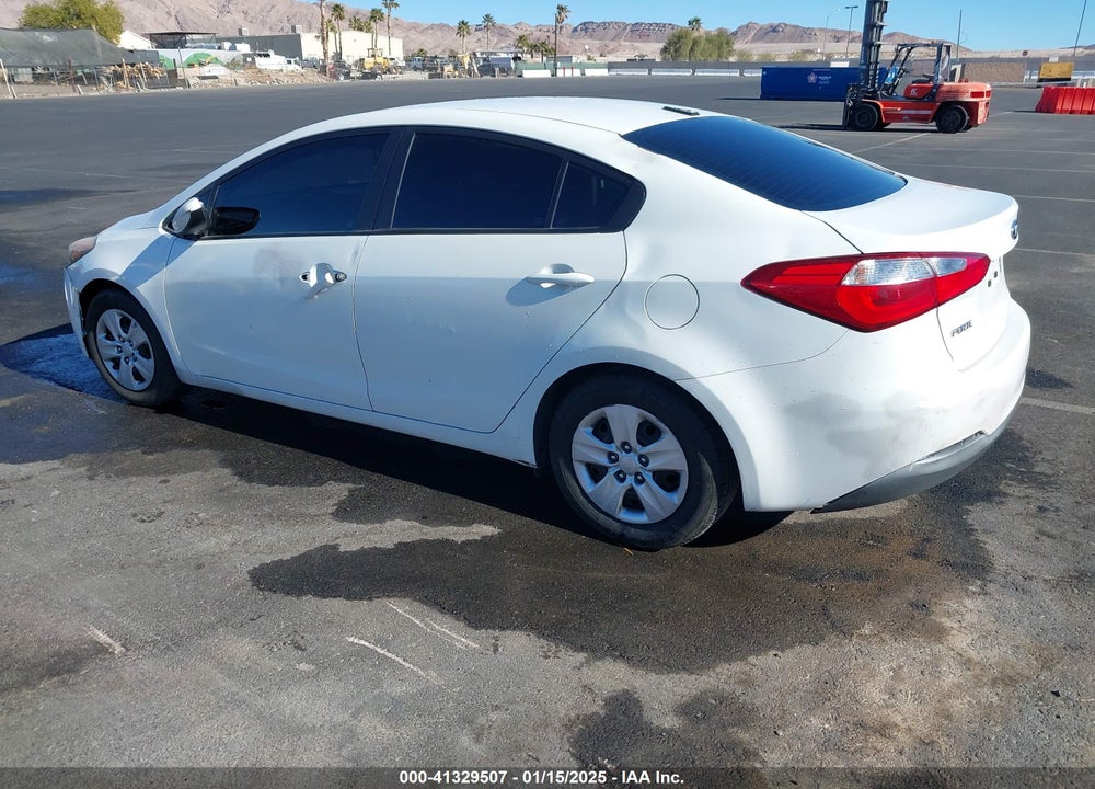 2016 KIA FORTE LX VIN: KNAFK4A66G5595056