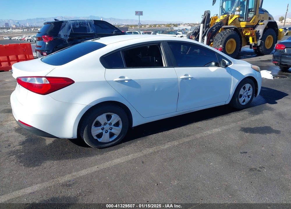 2016 KIA FORTE LX VIN: KNAFK4A66G5595056