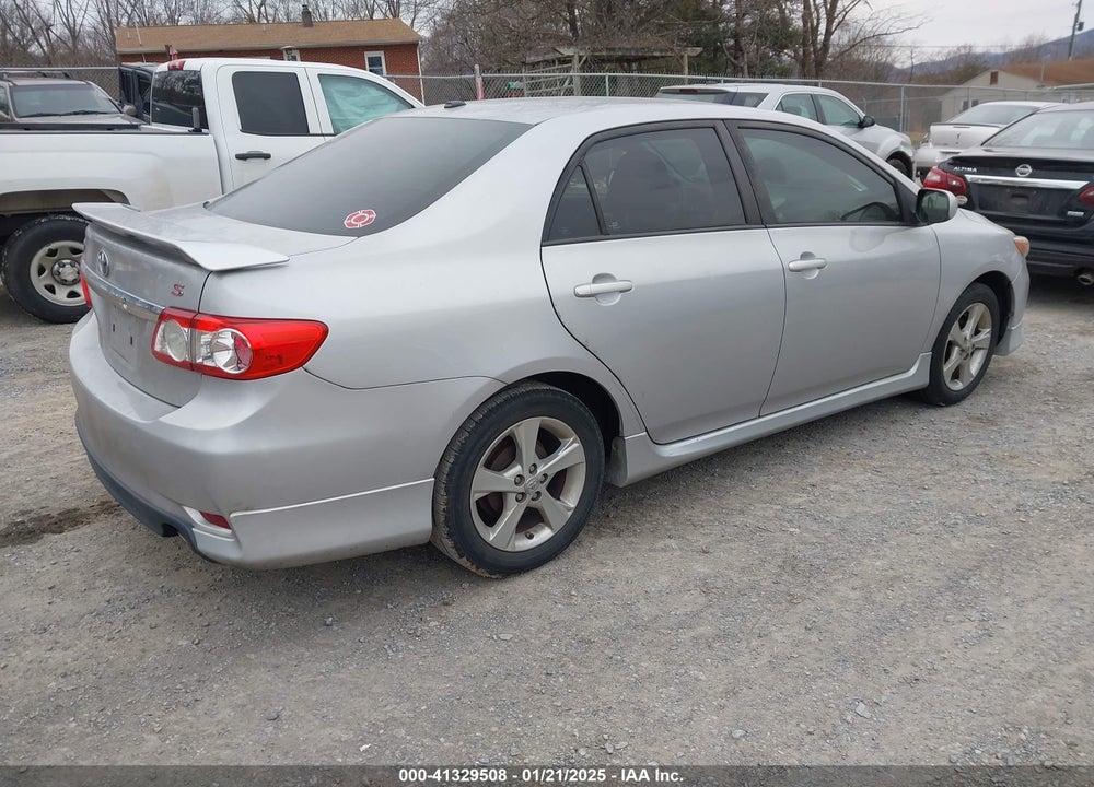 2011 TOYOTA COROLLA VIN: 2T1BU4EE7BC751825