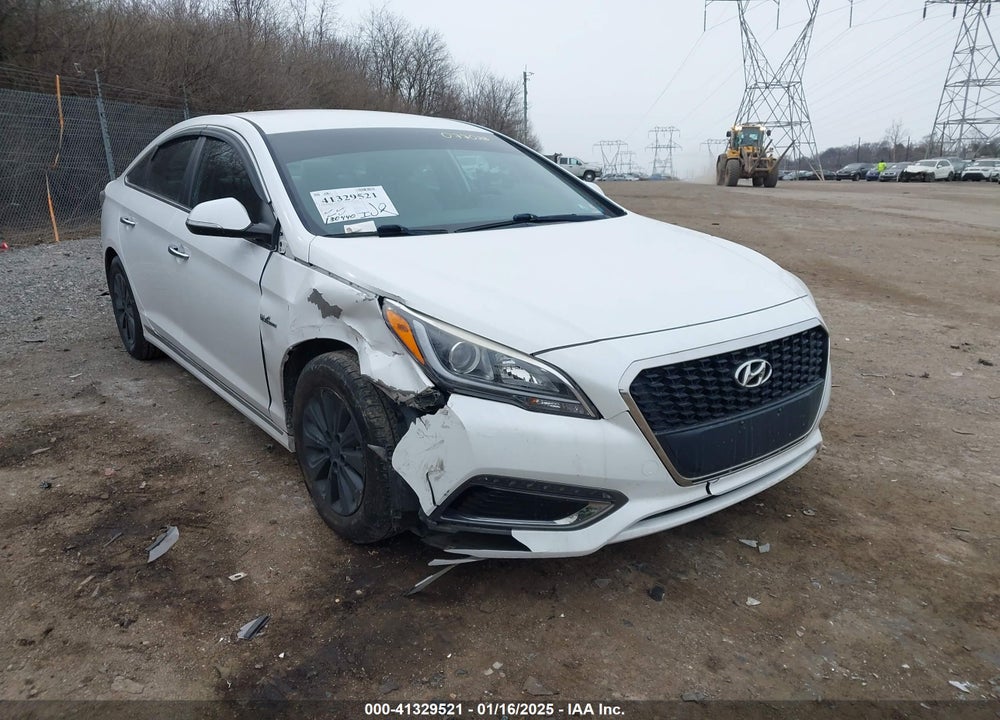 2017 HYUNDAI SONATA HYBRID SE VIN: KMHE24L30HA077028
