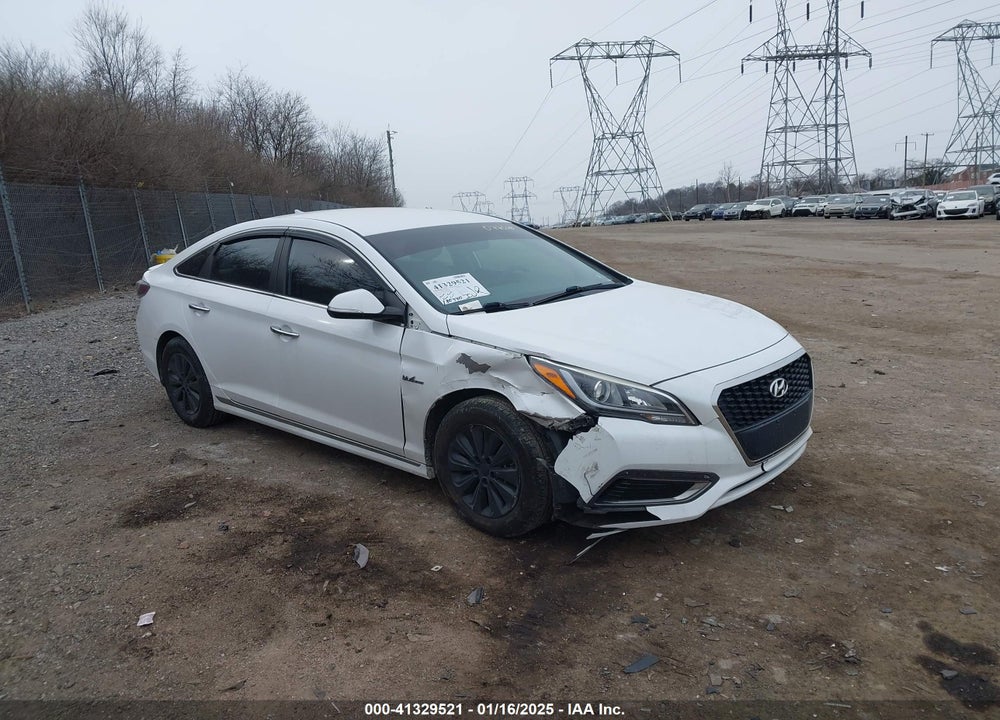 2017 HYUNDAI SONATA HYBRID SE VIN: KMHE24L30HA077028