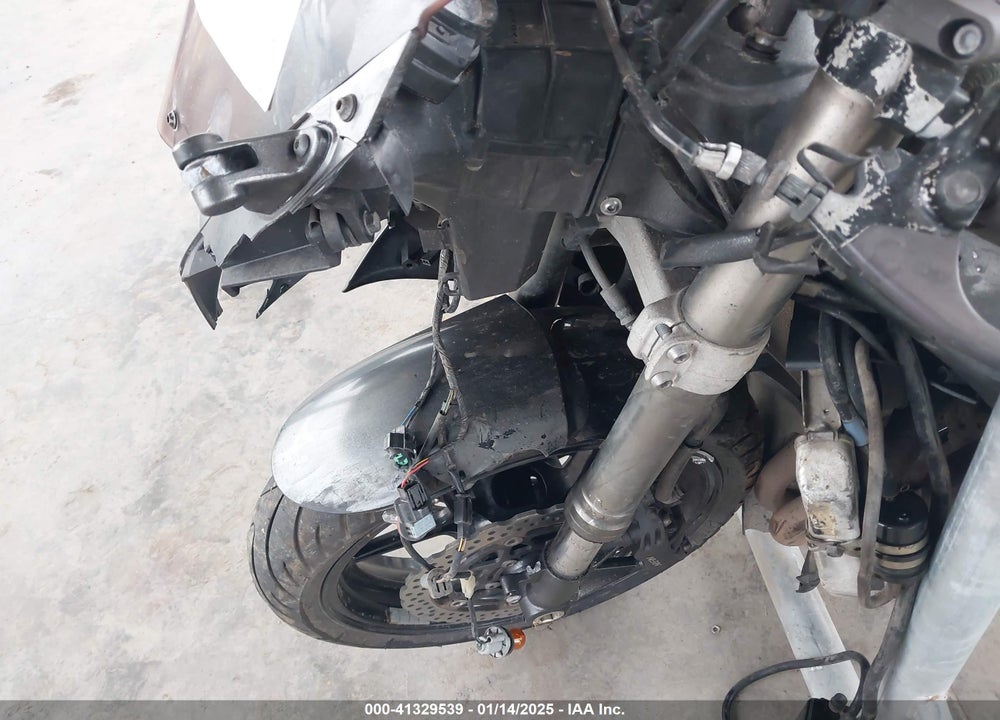 2009 KAWASAKI ZX600 R VIN: JKAZX4R169A002696