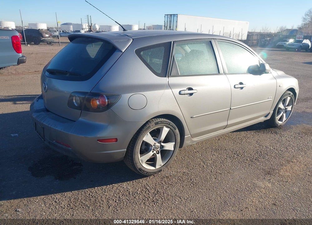 2005 MAZDA 3 S VIN: JM1BK343451268916