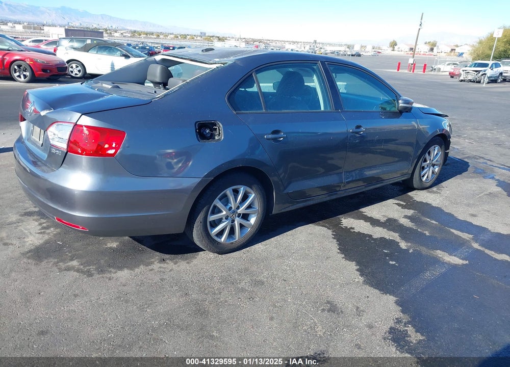 2011 VOLKSWAGEN JETTA 2.5L SE VIN: 3VWDZ7AJ3BM345463