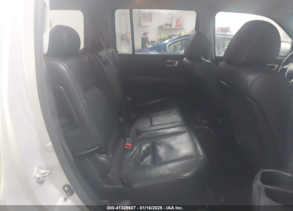 2010 HONDA PILOT EX-L VIN: 5FNYF4H54AB026788
