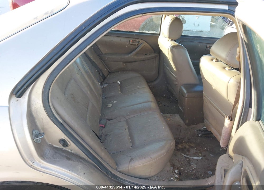 1998 TOYOTA CAMRY XLE V6 VIN: 4T1BF28K4WU057663