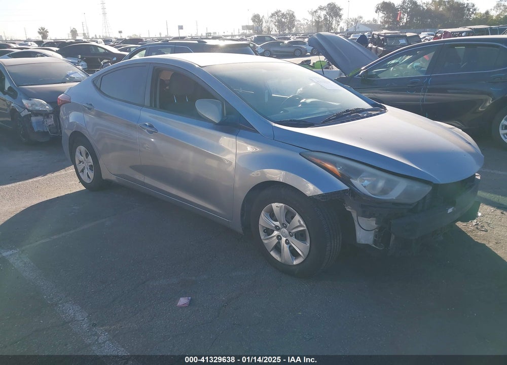 2016 HYUNDAI ELANTRA SE VIN: 5NPDH4AE4GH678100