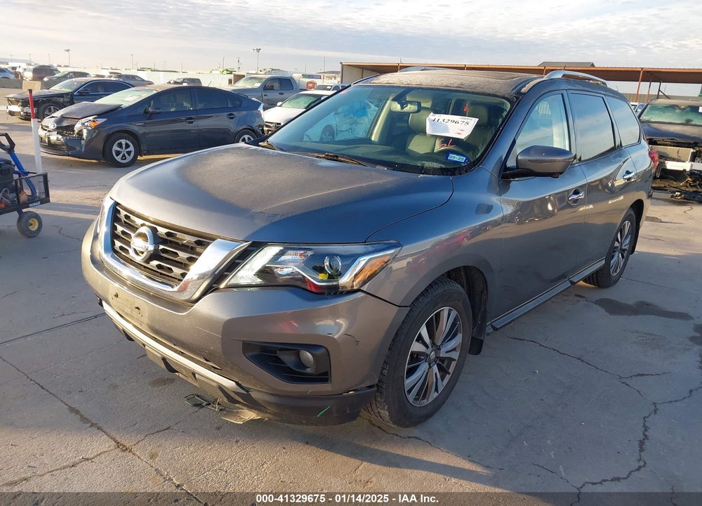 2017 NISSAN PATHFINDER SL VIN: 5N1DR2MM9HC907397