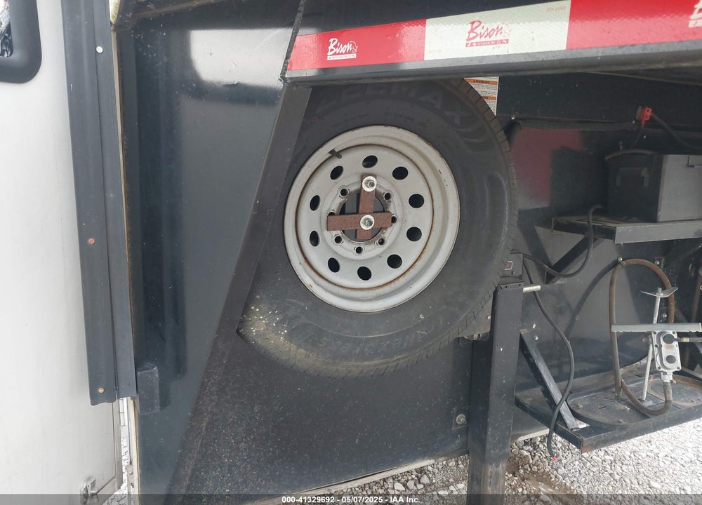2015 BISON COACH TRAVEL TRLR VIN: 51Y335A29F2004595