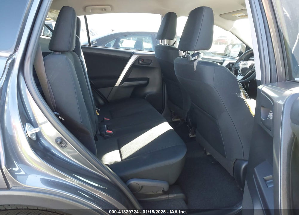 2018 TOYOTA RAV4 LE VIN: JTMZFREV5JJ191747