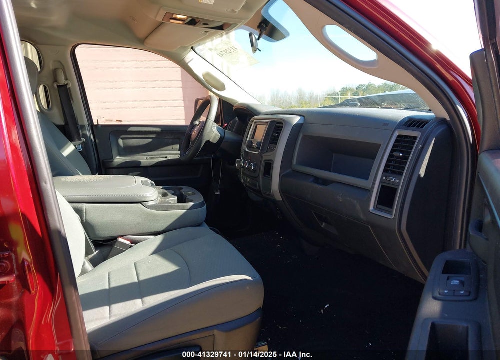 2017 RAM 1500 VIN: 3C6RR7KT6HG796801