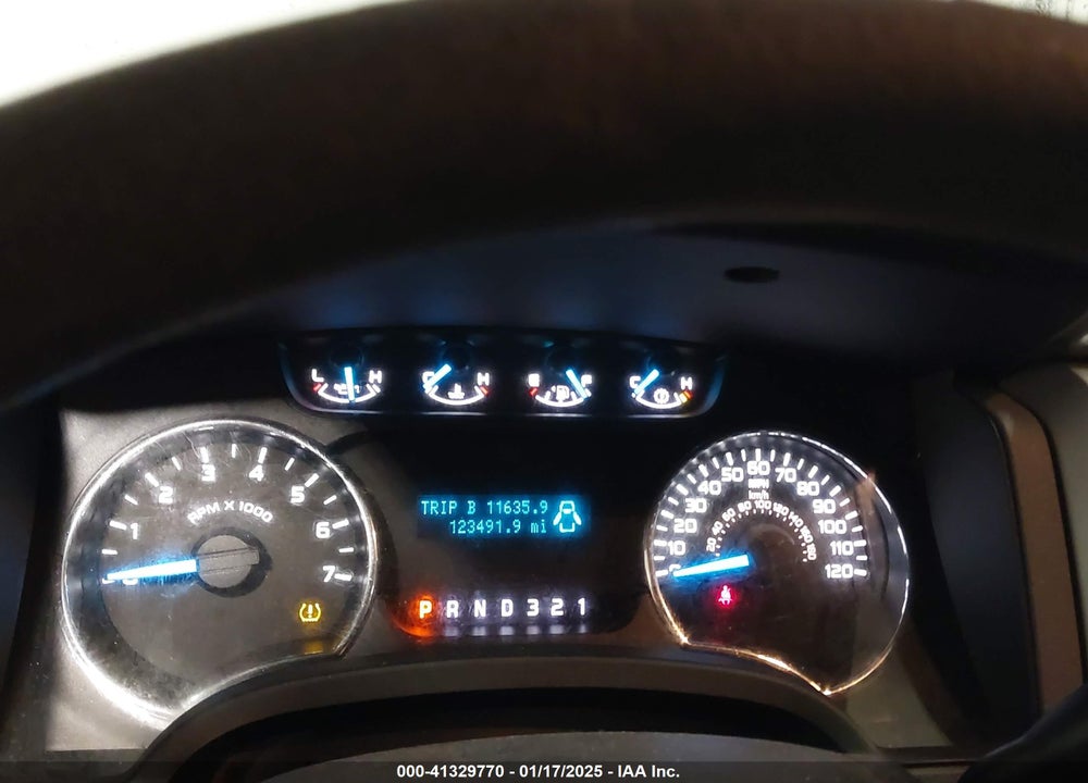 2011 FORD F-150 XLT VIN: 1FTFX1EF7BFC74112