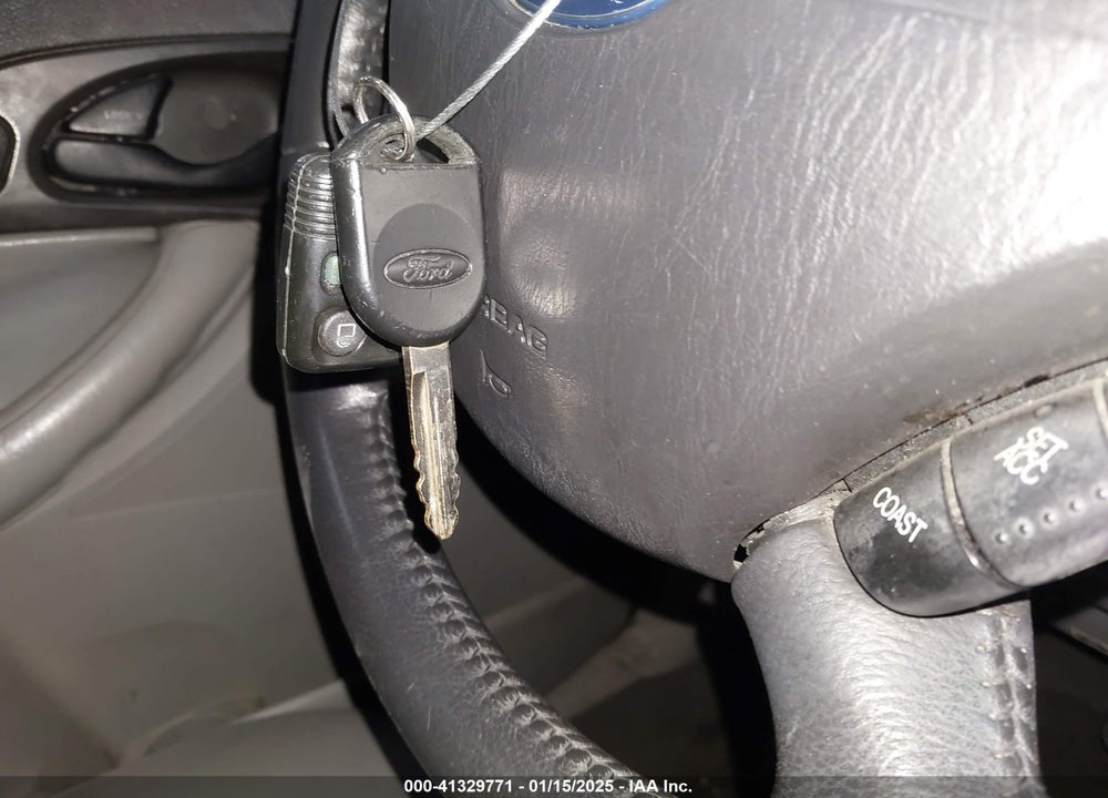 2007 FORD FOCUS S/SE/SES VIN: 1FAHP34N87W213247