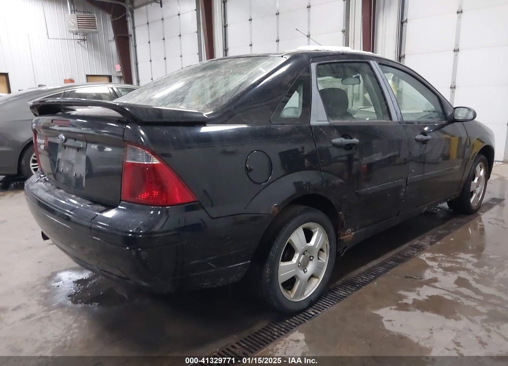 2007 FORD FOCUS S/SE/SES VIN: 1FAHP34N87W213247