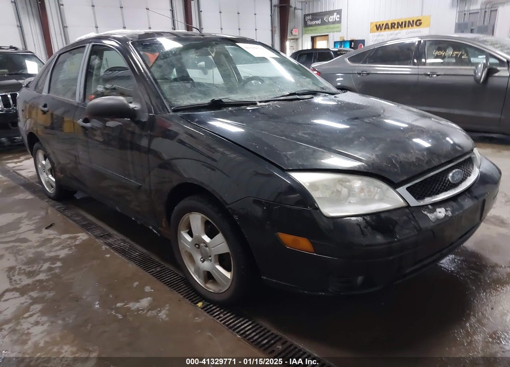 2007 FORD FOCUS S/SE/SES VIN: 1FAHP34N87W213247