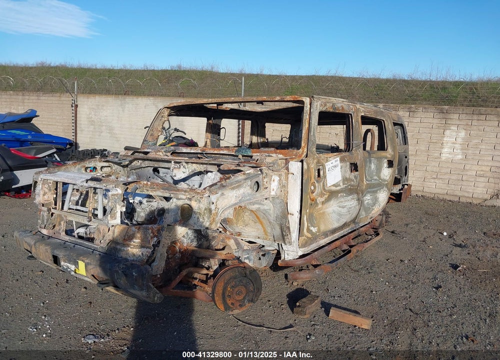 2003 HUMMER H2 VIN: 5GRGN23U73H146474