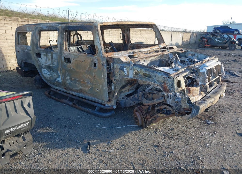 2003 HUMMER H2 VIN: 5GRGN23U73H146474