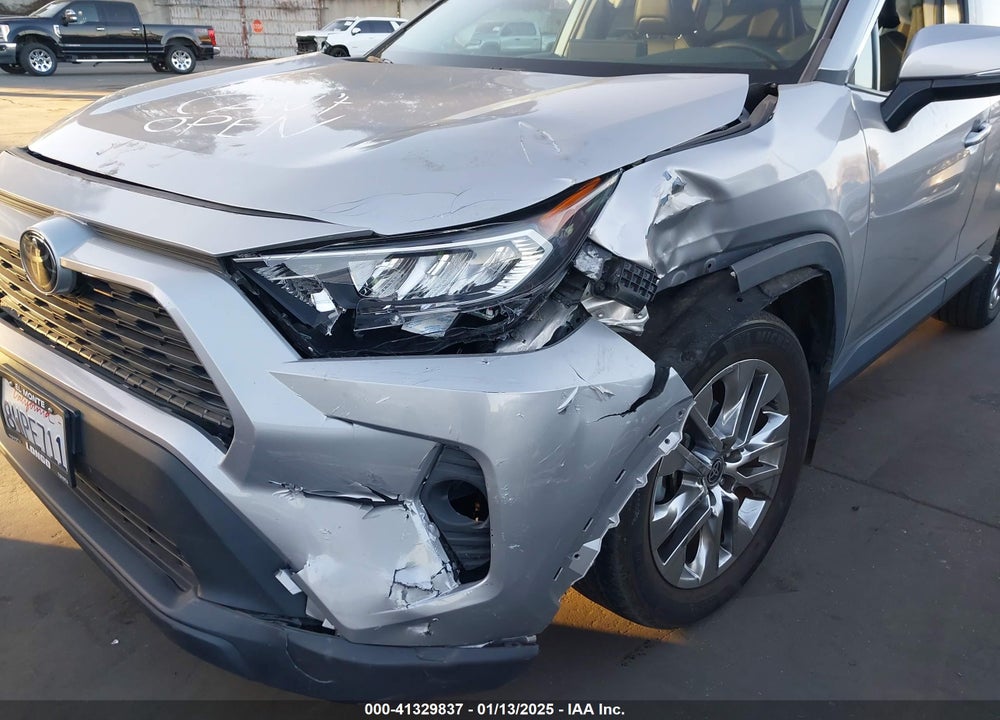 2021 TOYOTA RAV4 XLE PREMIUM VIN: 2T3C1RFVXMC139573