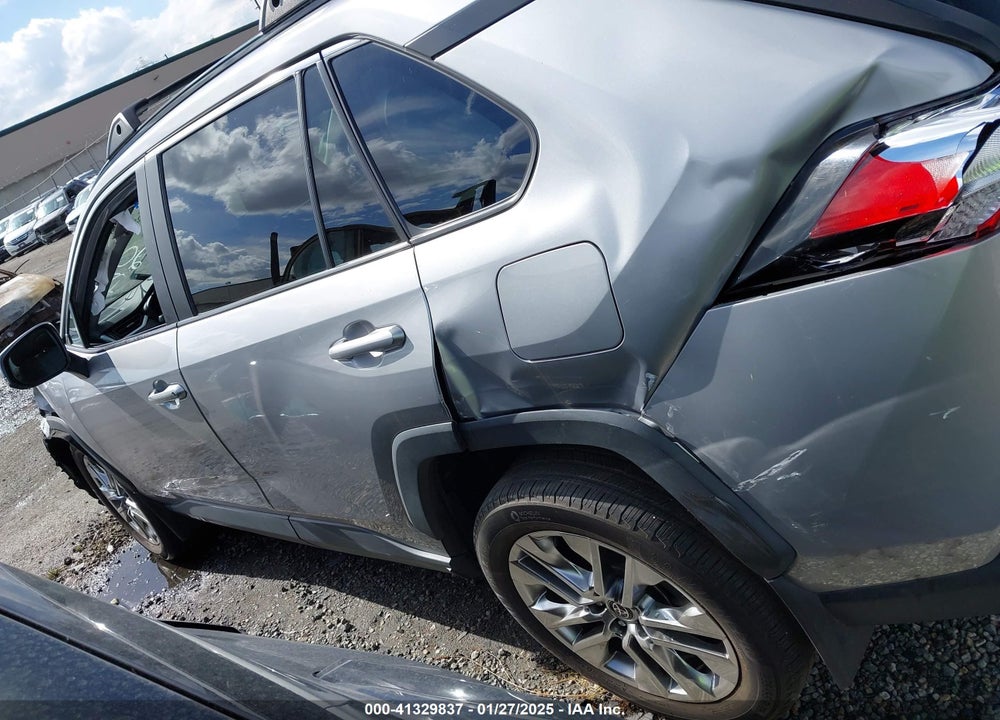 2021 TOYOTA RAV4 XLE PREMIUM VIN: 2T3C1RFVXMC139573