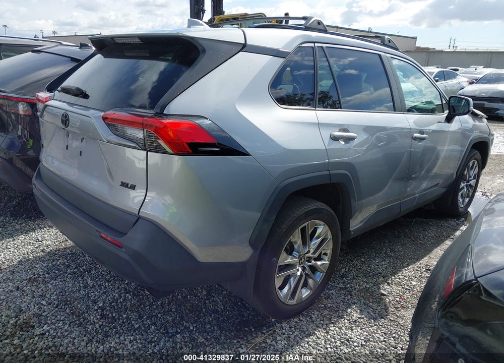 2021 TOYOTA RAV4 XLE PREMIUM VIN: 2T3C1RFVXMC139573