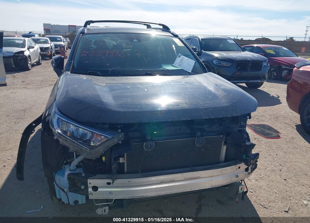 2020 TOYOTA RAV4 XLE VIN: 2T3W1RFV4LW097055
