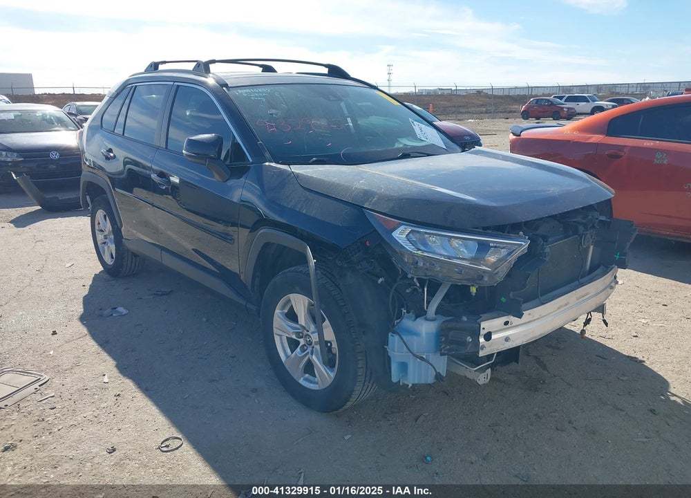 2020 TOYOTA RAV4 XLE VIN: 2T3W1RFV4LW097055