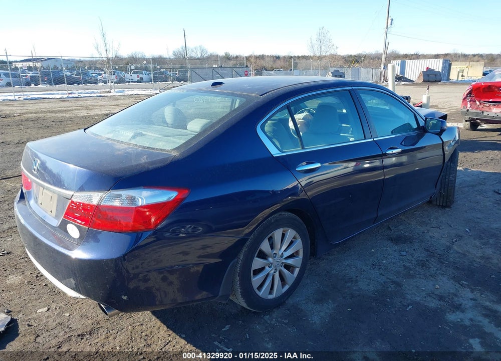 2014 HONDA ACCORD VIN: 1HGCR2F87EA063255