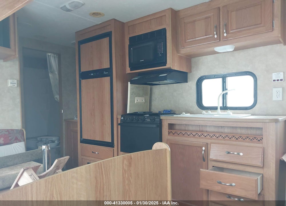 2008 JAYCO JAY FLIGHT VIN: 1UJBJ02NX818B0123