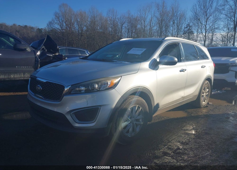 2016 KIA SORENTO 2.4L LX VIN: 5XYPGDA3XGG017807
