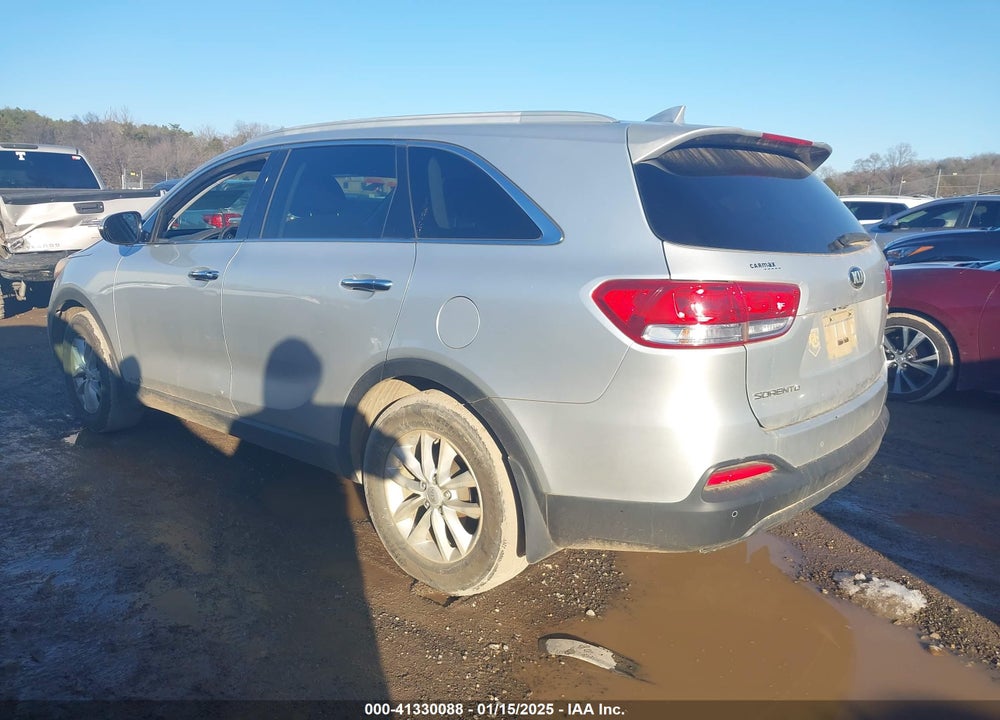 2016 KIA SORENTO 2.4L LX VIN: 5XYPGDA3XGG017807