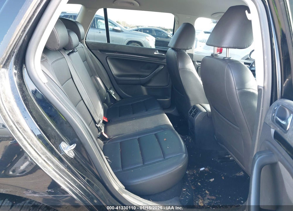 2010 VOLKSWAGEN JETTA SPORTWAGEN VIN: 3VWPZ7AJXAM648798