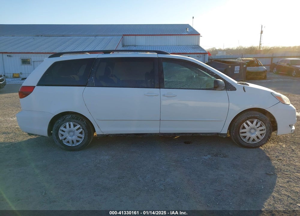 2004 TOYOTA SIENNA LE VIN: 5TDZA23C54S152364