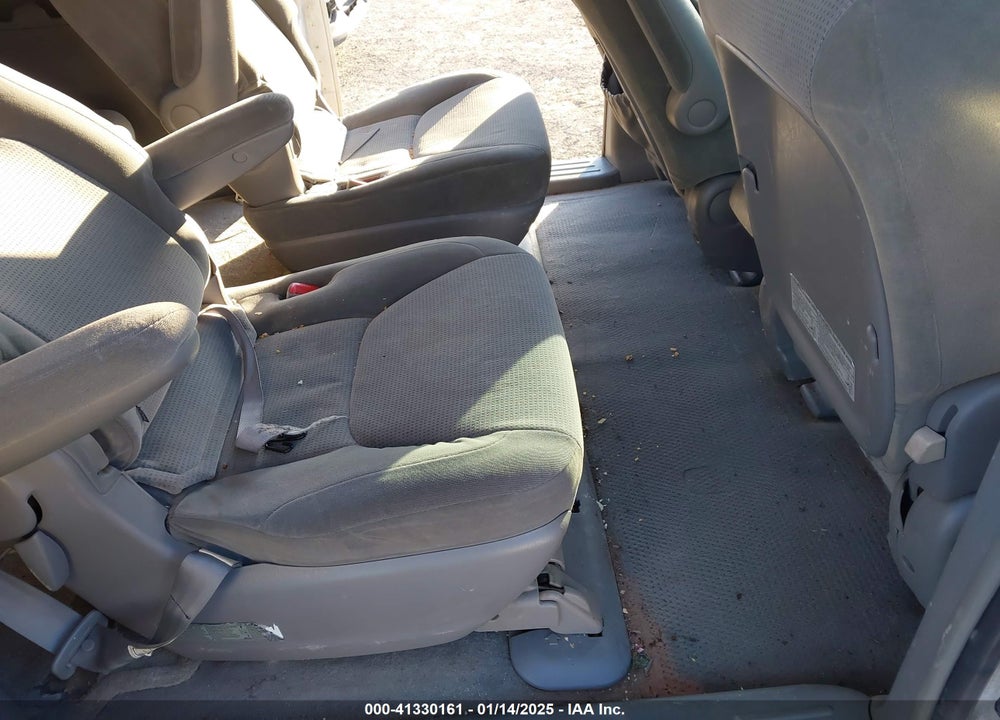 2004 TOYOTA SIENNA LE VIN: 5TDZA23C54S152364