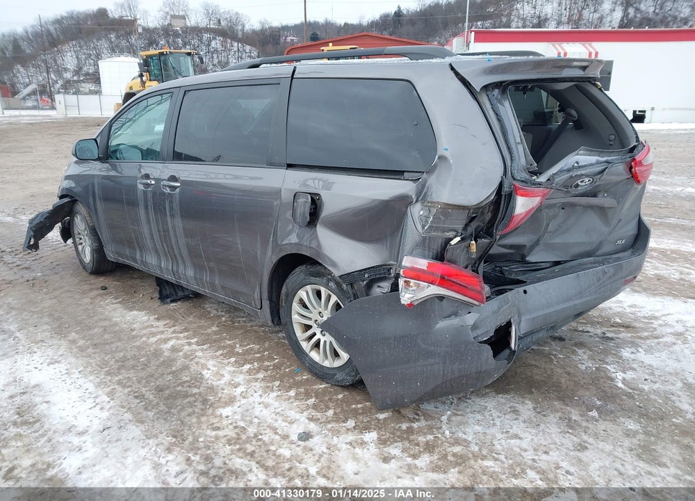 2017 TOYOTA SIENNA XLE LIMITED VIN: 5TDYZ3DC2HS811385
