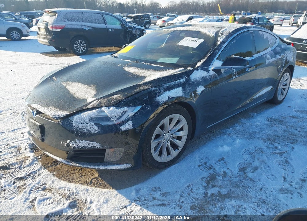 2016 TESLA MODEL S VIN: 5YJSA1E26GF171482